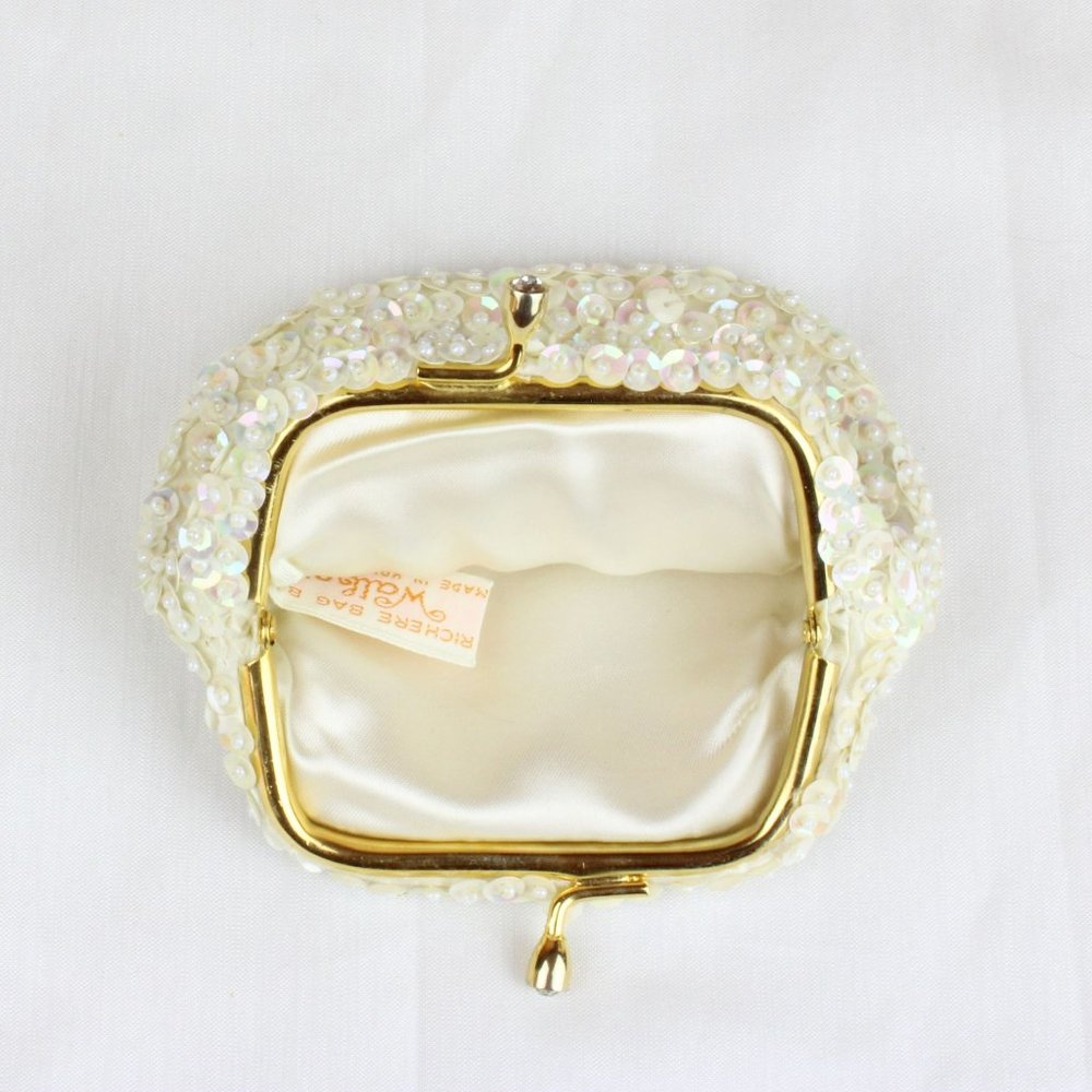 Vintage Beaded Coin Purse Walborg Change Wallet Kiss Clasp Sequins White PU60 - Picture 3 of 6